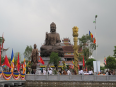 Chiêm ngưỡng tượng Phật bằng đồng lớn nhất Việt Nam